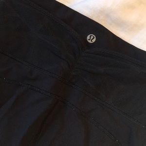 Lululemon cropped butterfly panel leggings